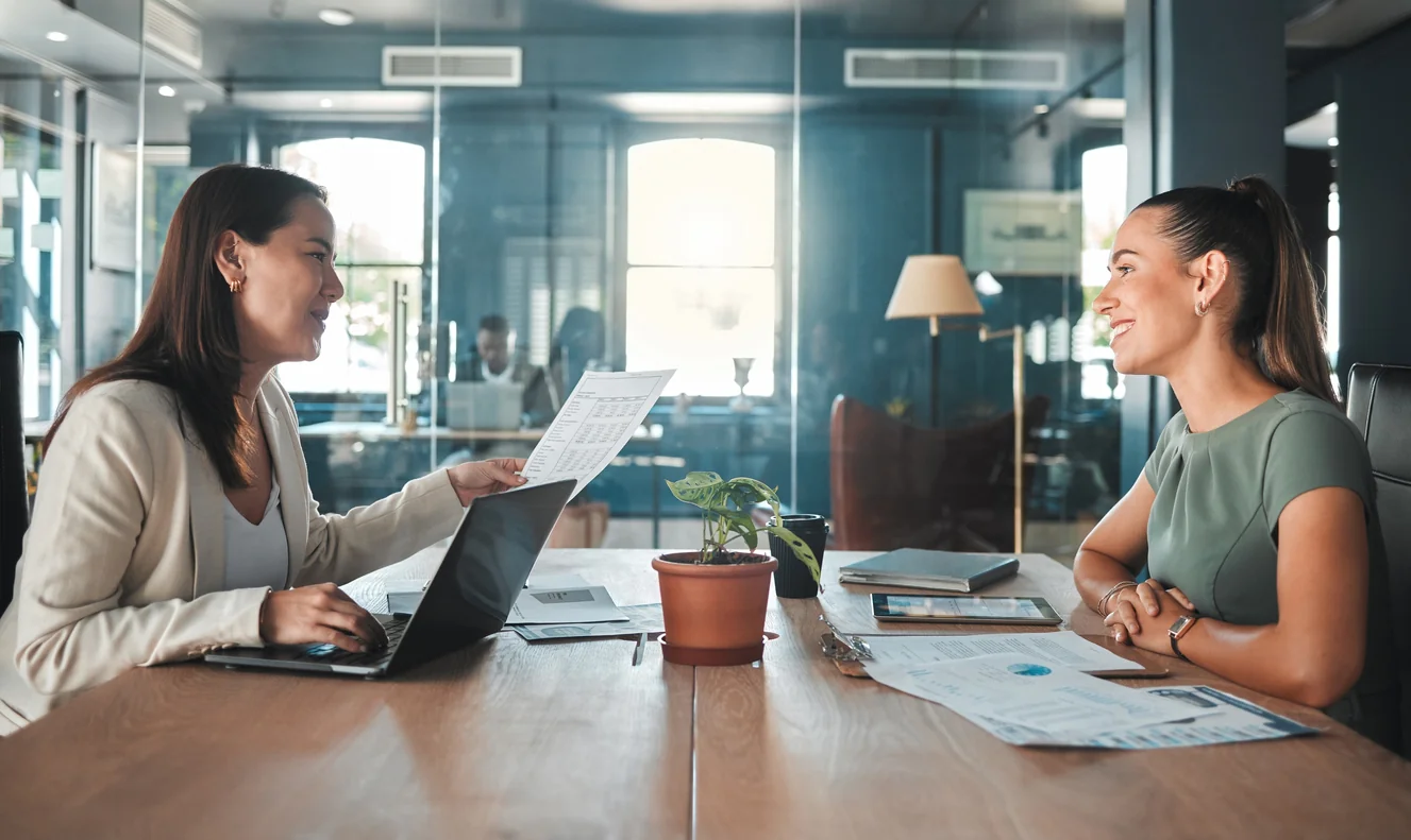 How to Write a Job Description that Attracts Top Talent in Mexico