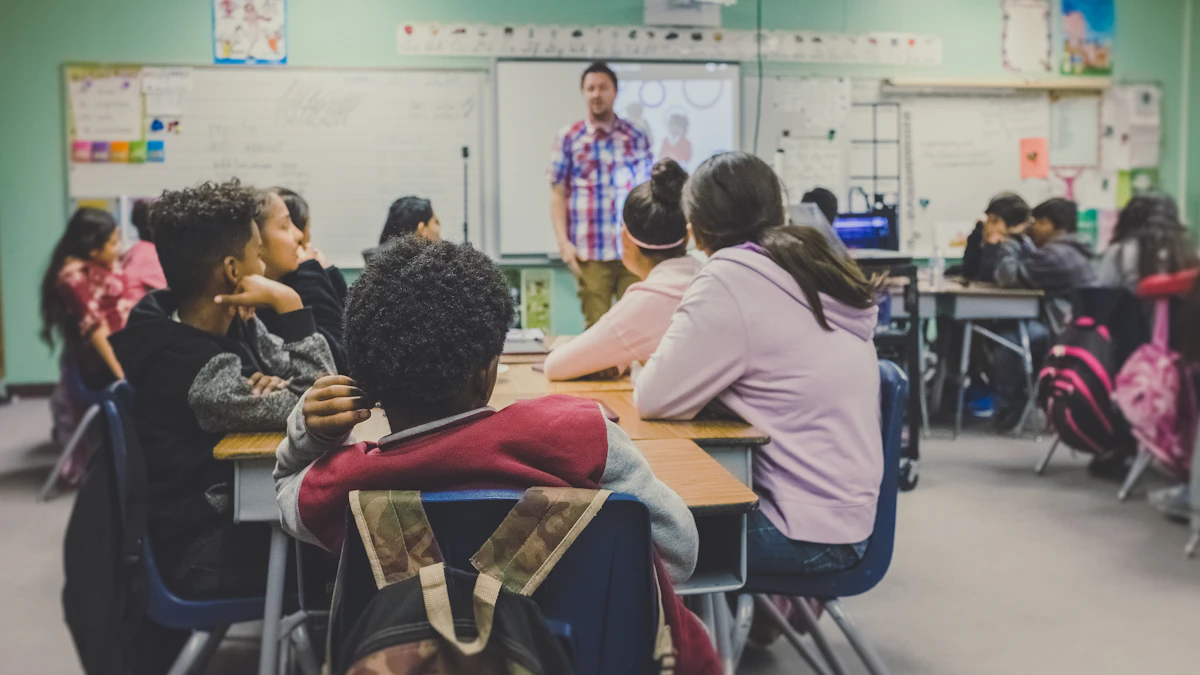 Middle School Teacher Salary in Mexico: 2026 Figures